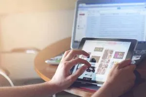 Blog 1 How to hide a section for logged-out users in Divi and Elementor?